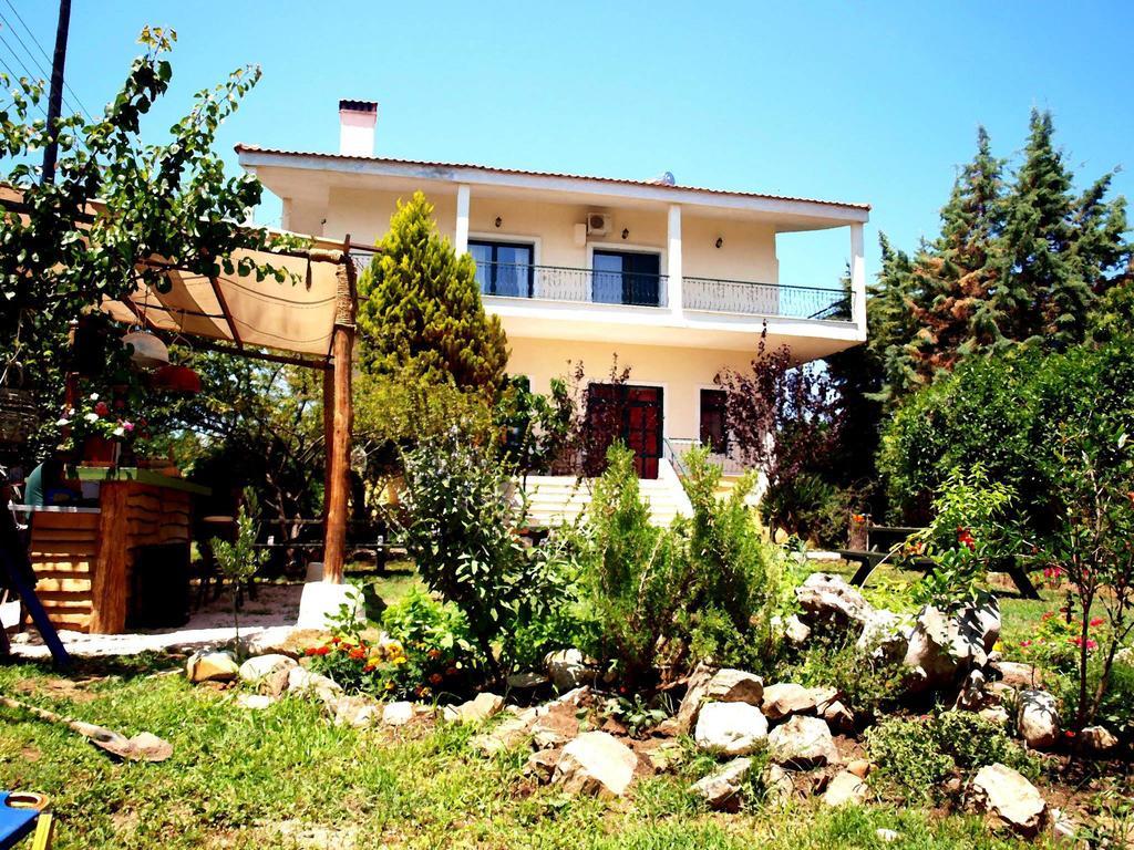 The White Rabbit Guesthouse Eco-Lodge "Cosy Apartment" Psakoudia Bagian luar foto